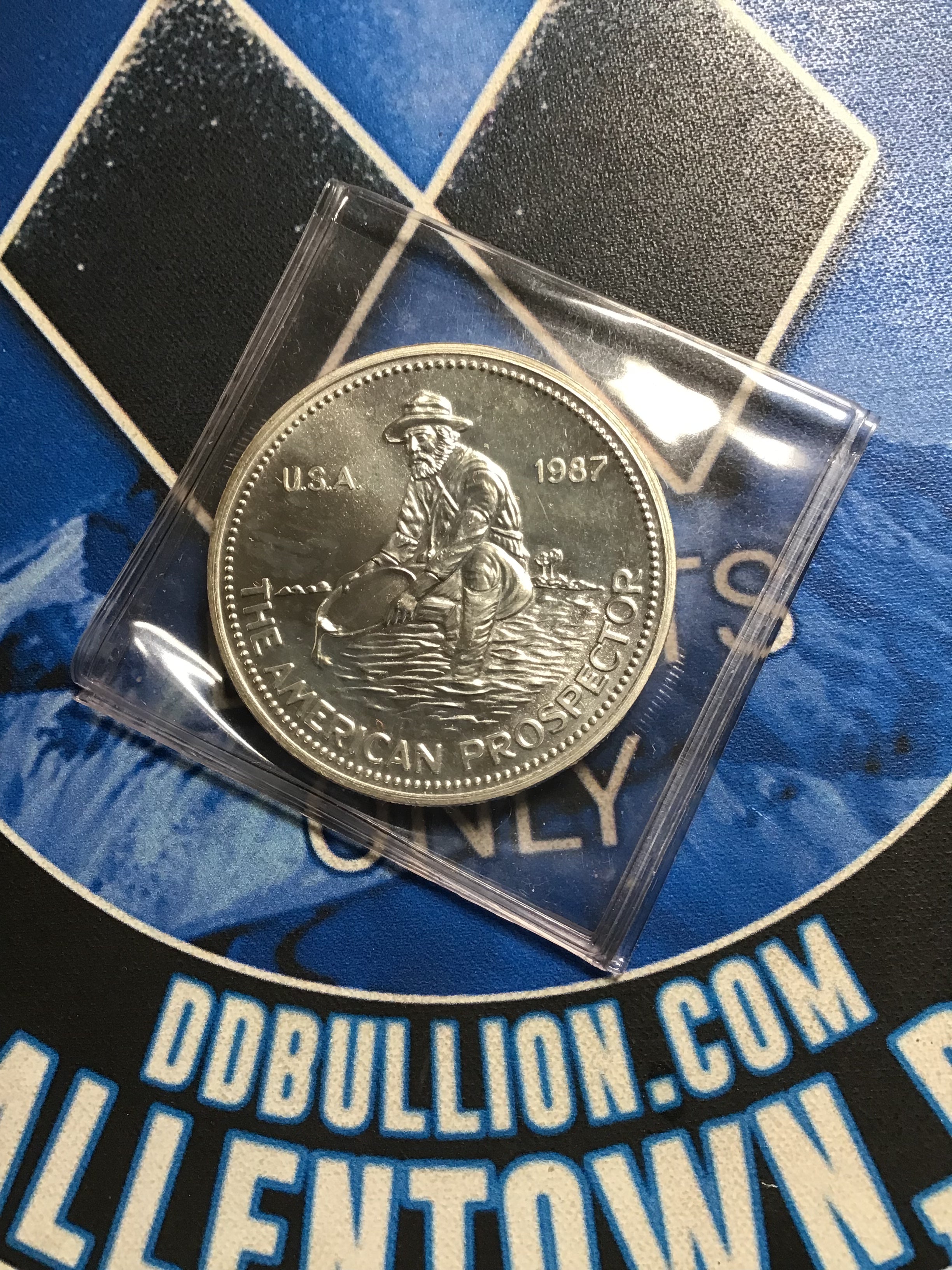 1987 Engelhard Prospector 1 oz. .999 Silver Round