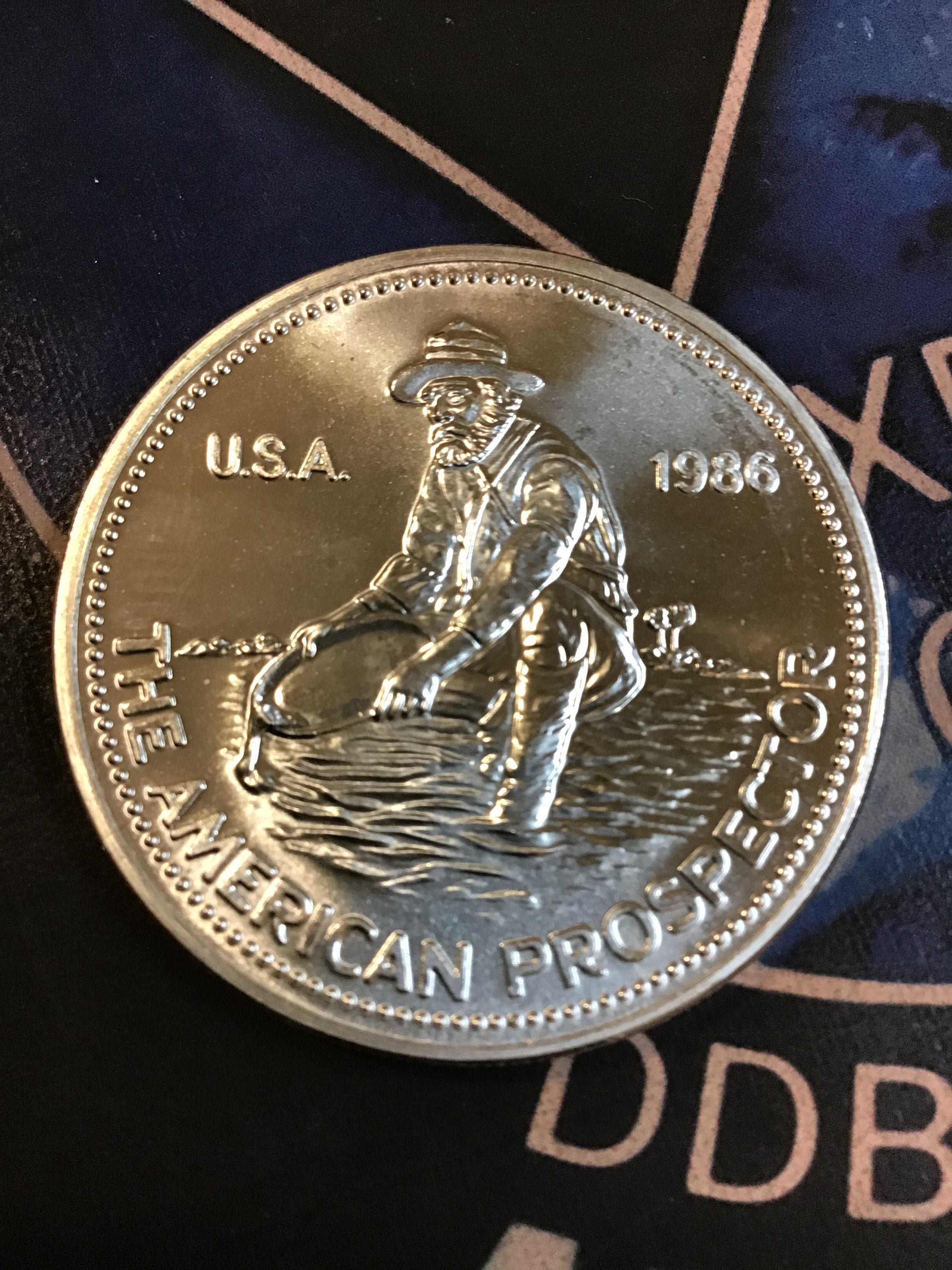 1986 Engelhard Prospector 1 oz. .999 Silver Round