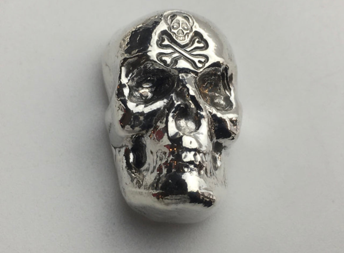 Polar Bear Pours 1 Troy Oz. Jolly Roger Privy  Skull -.999