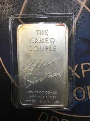 Mount Everest Mint-The Cameo Couple 1 oz Silver Bar- .999