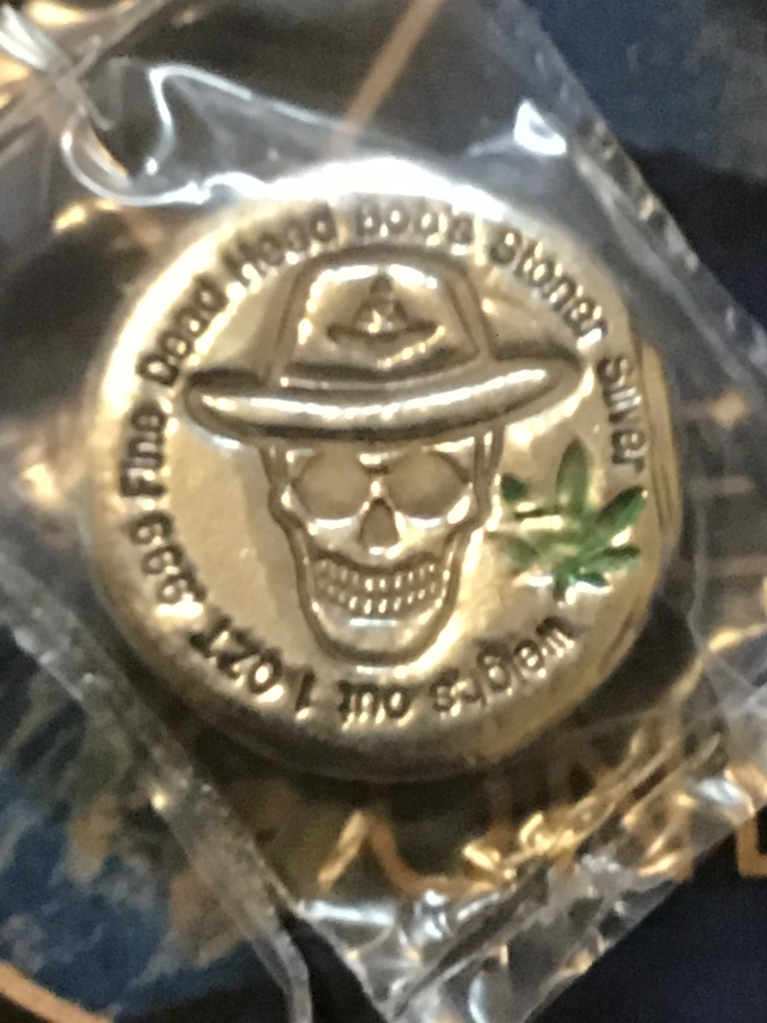Polar Bear Pours Deadhead Bob 1 oz. Round