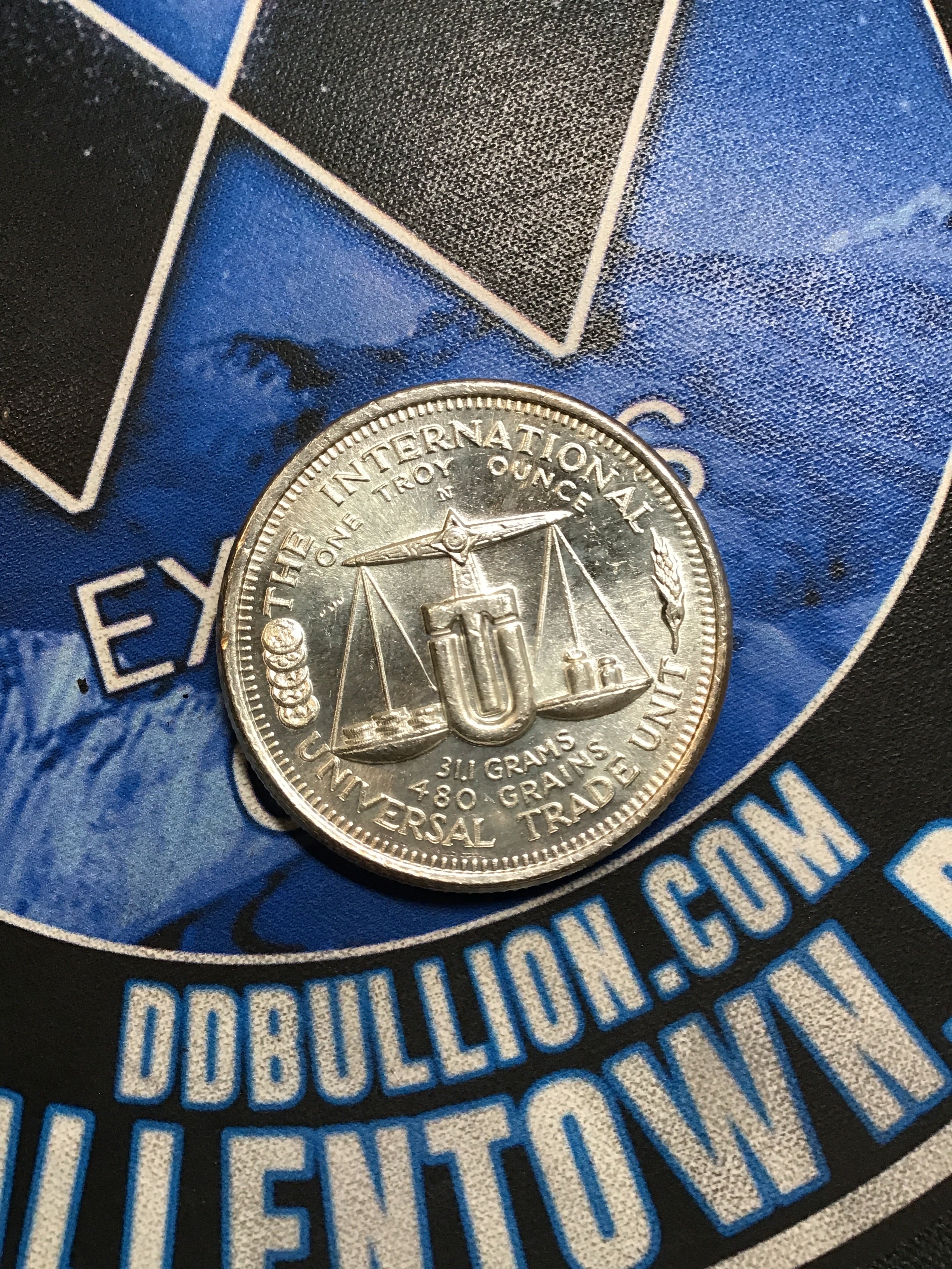 Ultra Rare Hoffman and Hoffman Trade Unit Unicorn